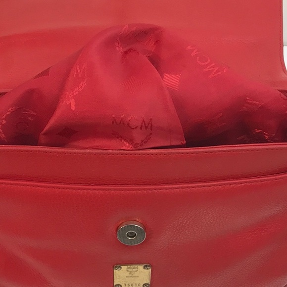 MCM (MICHEAL CORMER MILAN) AUTHENTIC RED LEATHER BAG - Picture 11 of 14